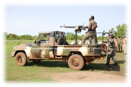 mali_auto_strelba.jpg